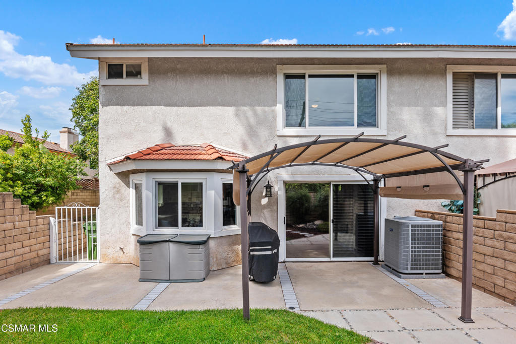 main property photo 32