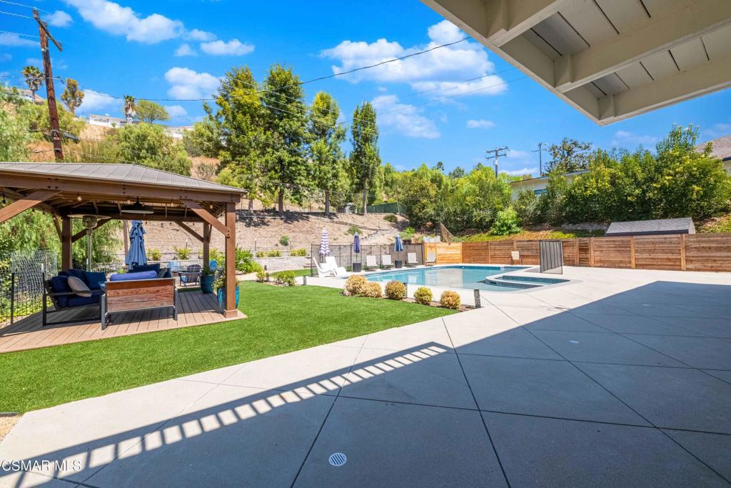 main property photo 51