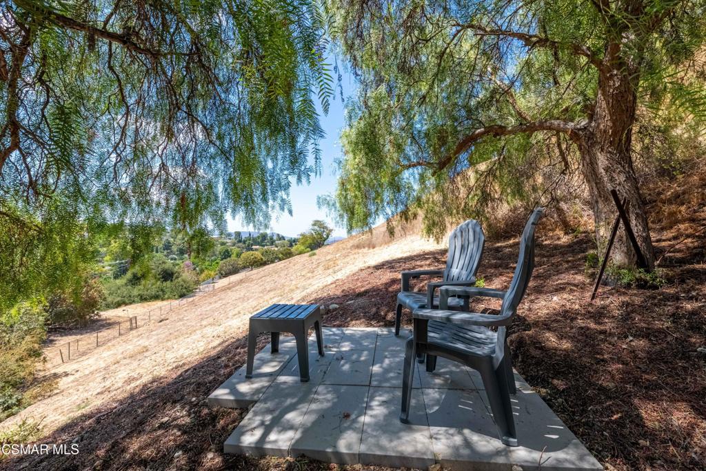 main property photo 74