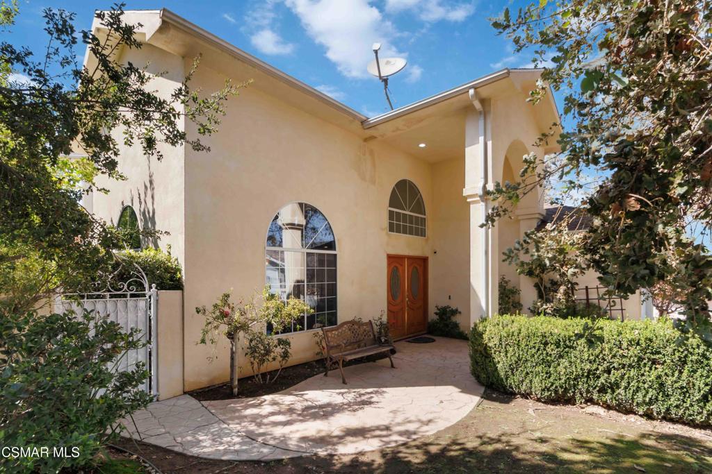 main property photo 6