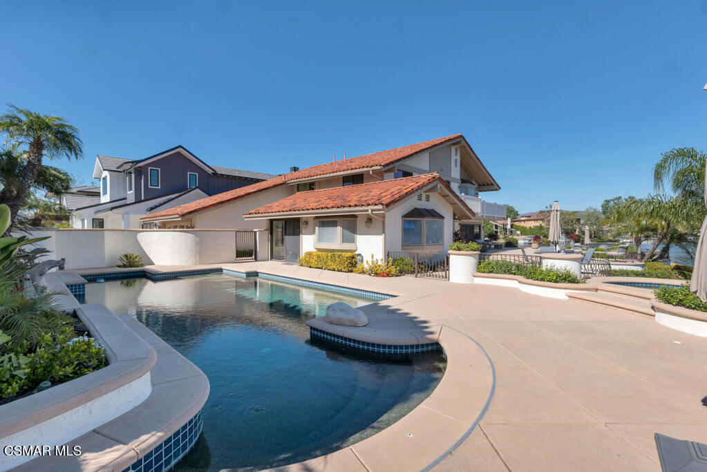 main property photo 44
