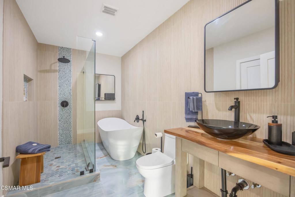 main property photo 64