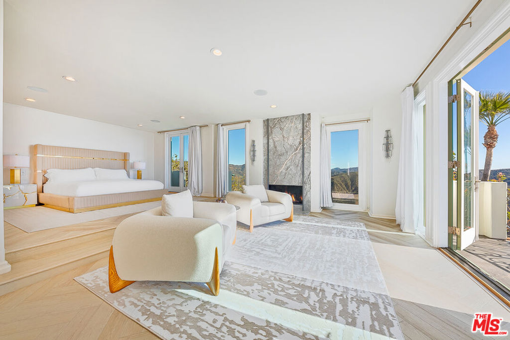 main property photo 51