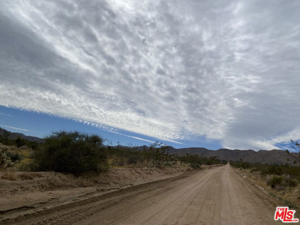 main property photo 16
