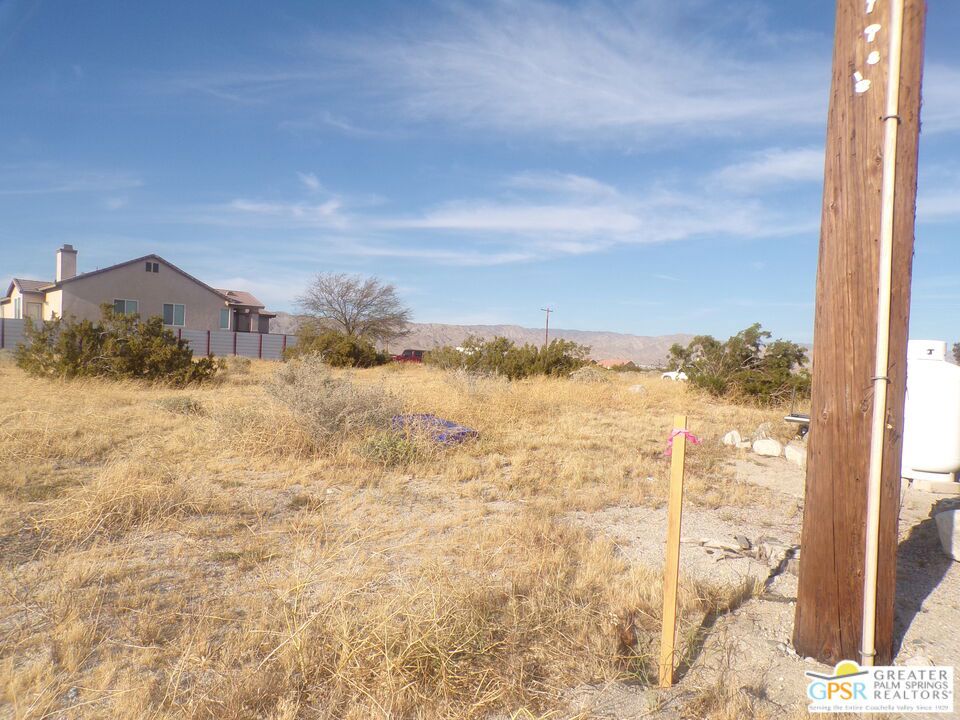 main property photo 5