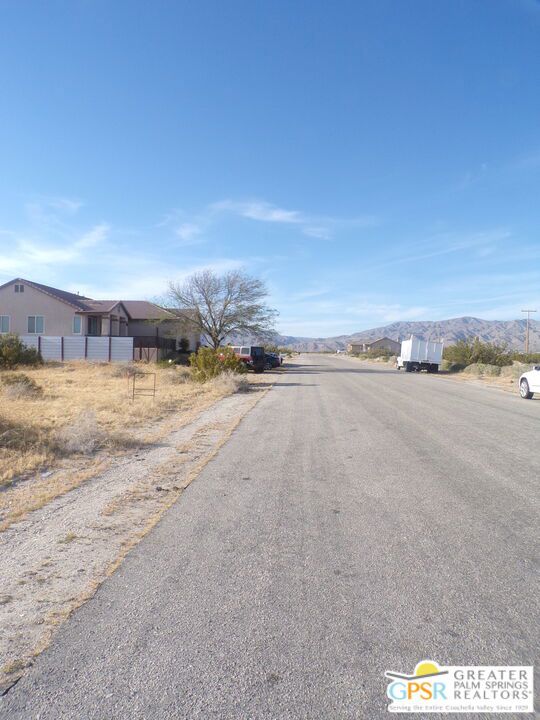 main property photo 7