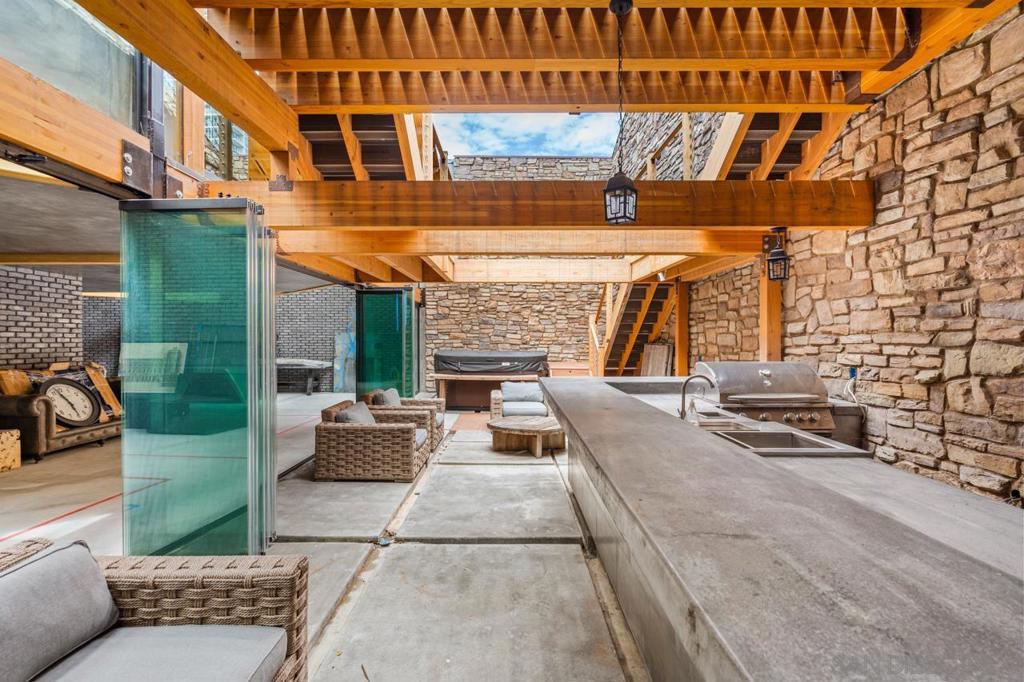 main property photo 62