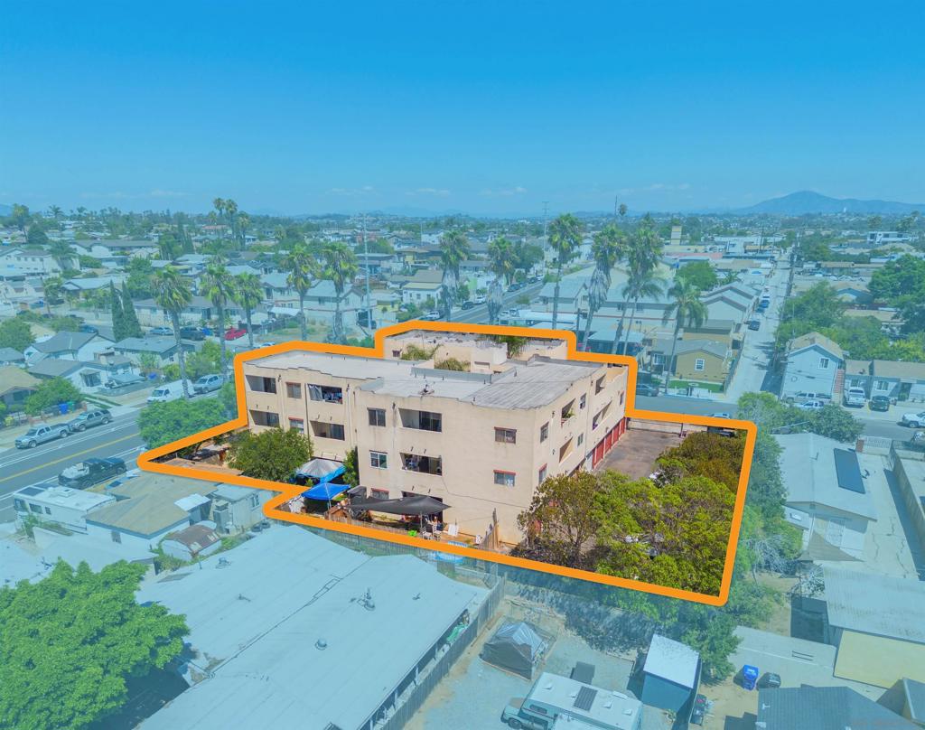 main property photo 18