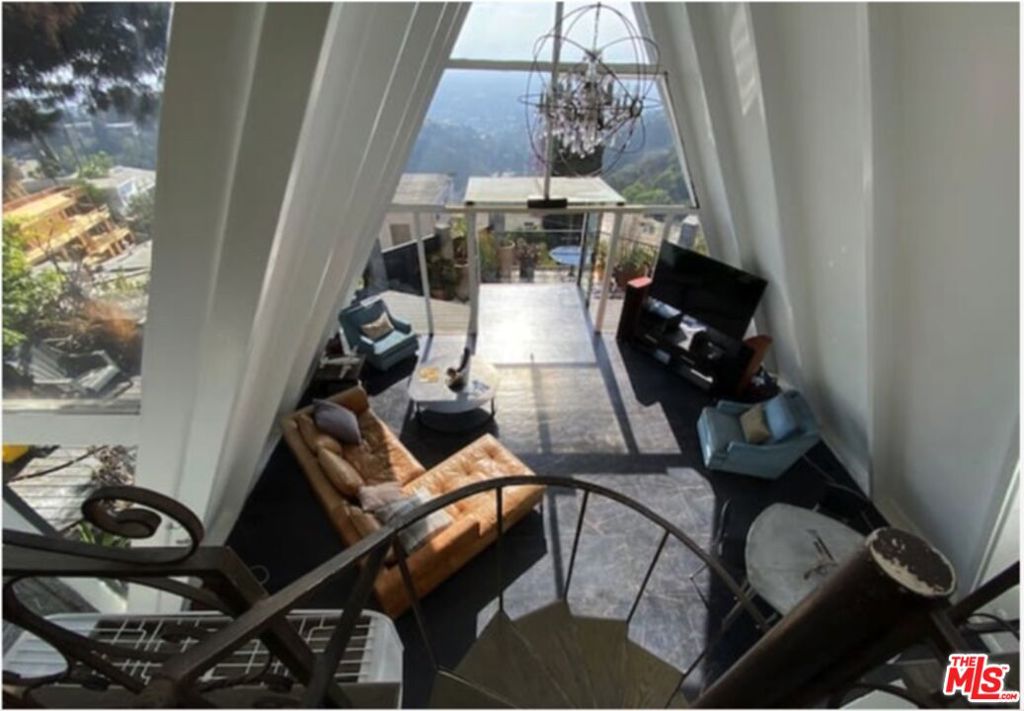 main property photo 27