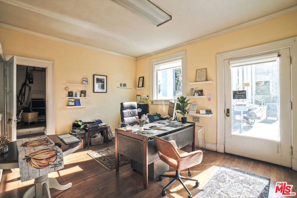 main property photo 42