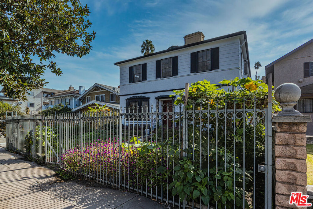 main property photo 1