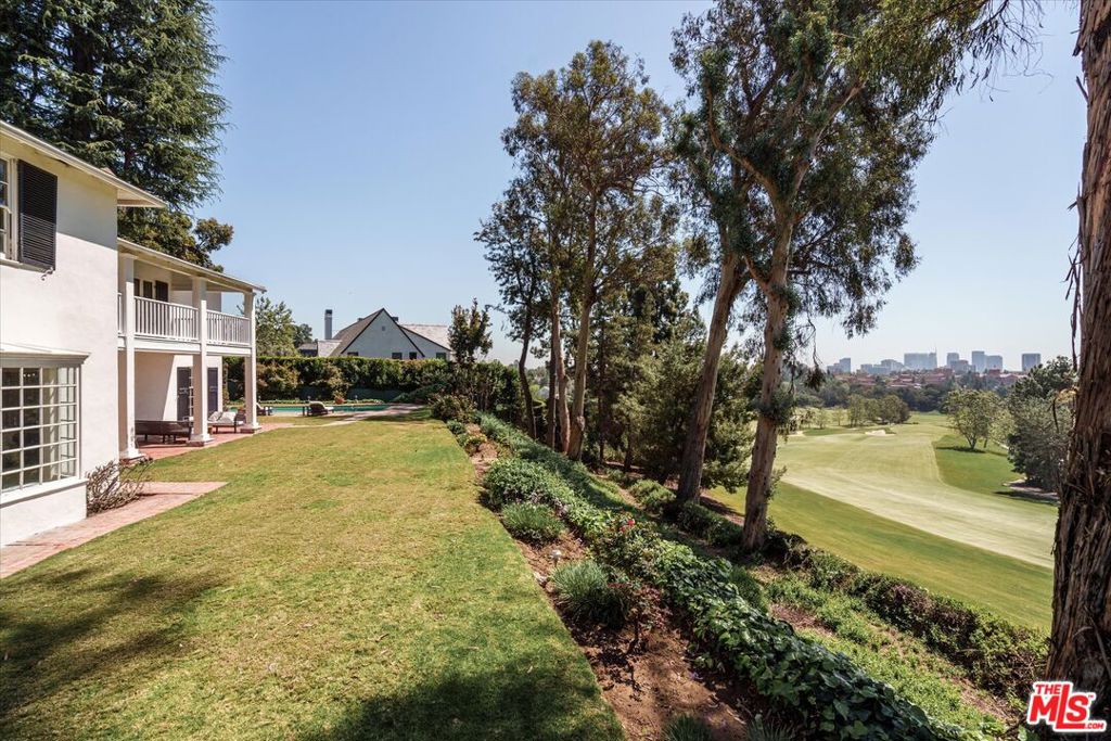 main property photo 15