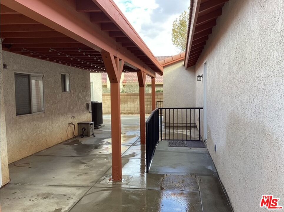 main property photo 34