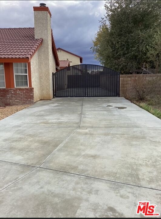 main property photo 70