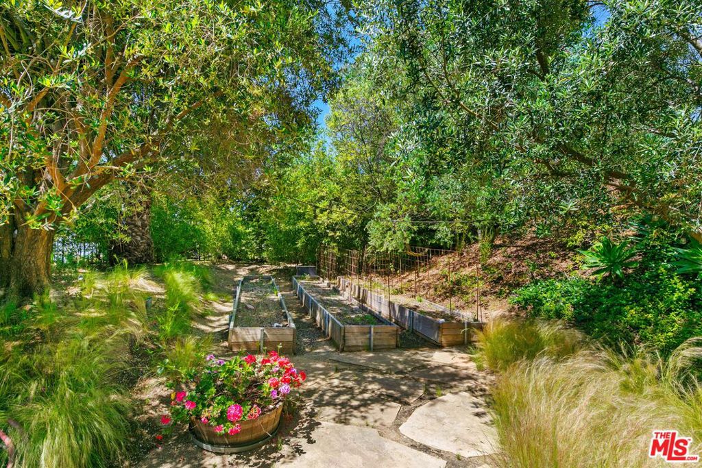 main property photo 57