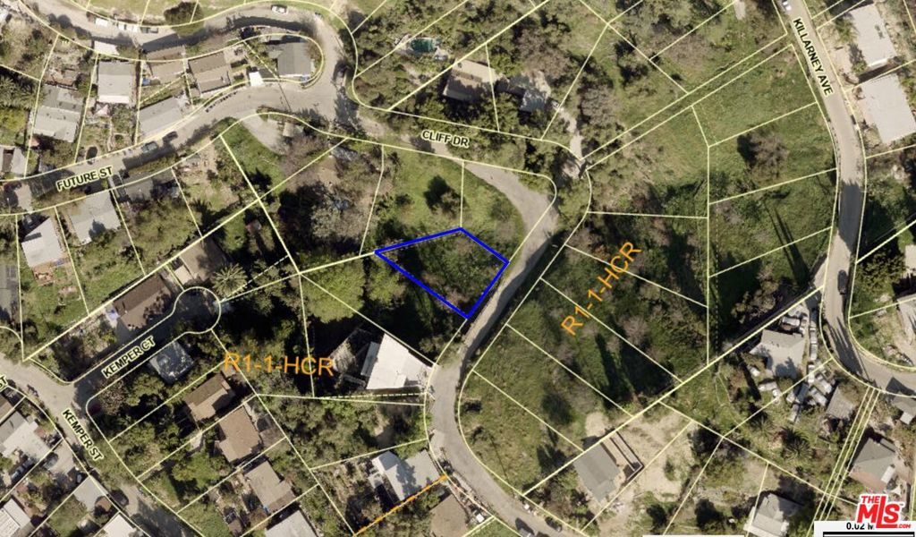 main property photo 10