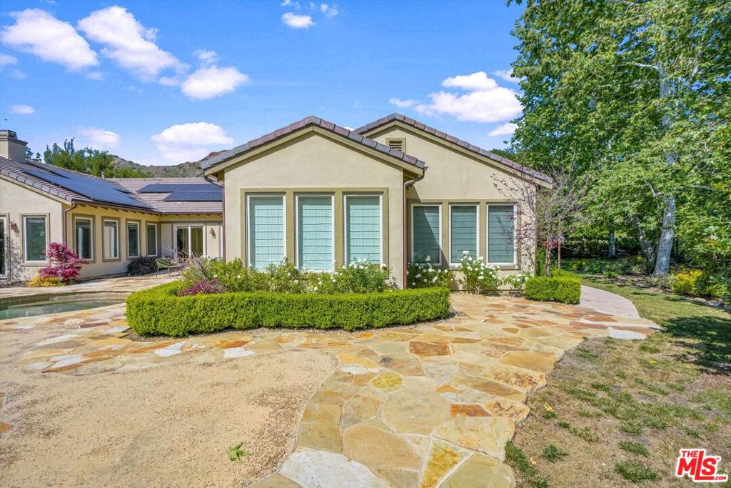 main property photo 45