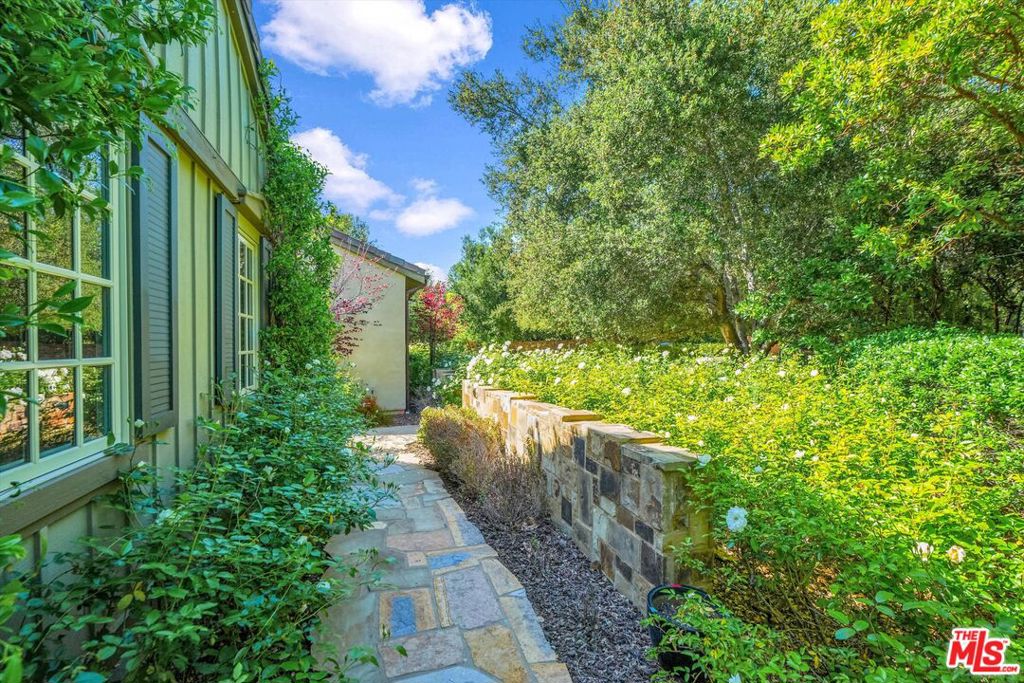main property photo 54