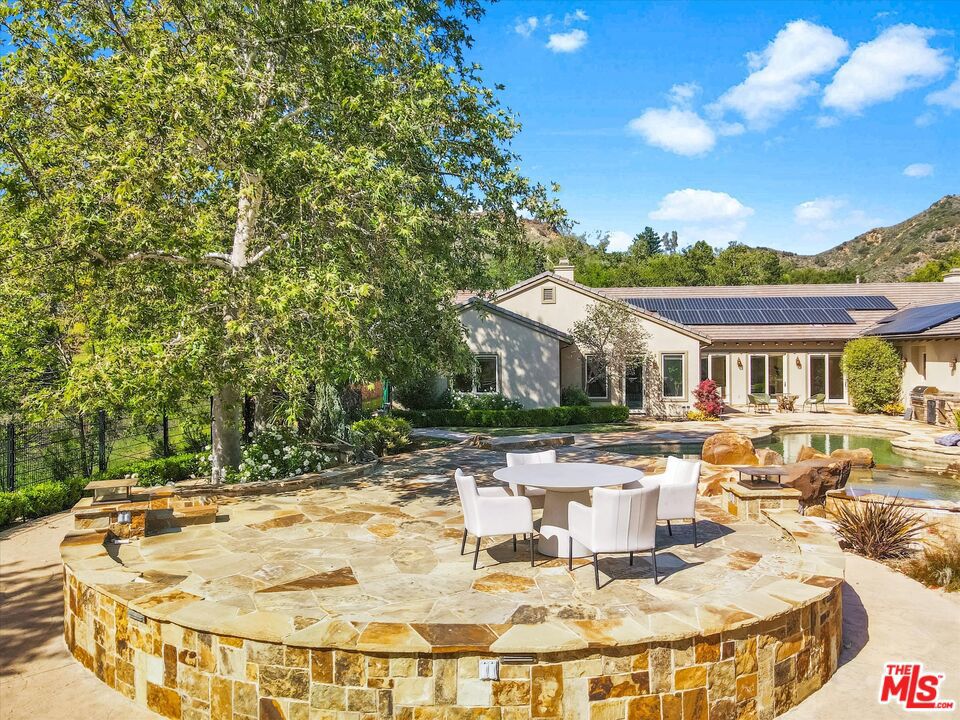 main property photo 70