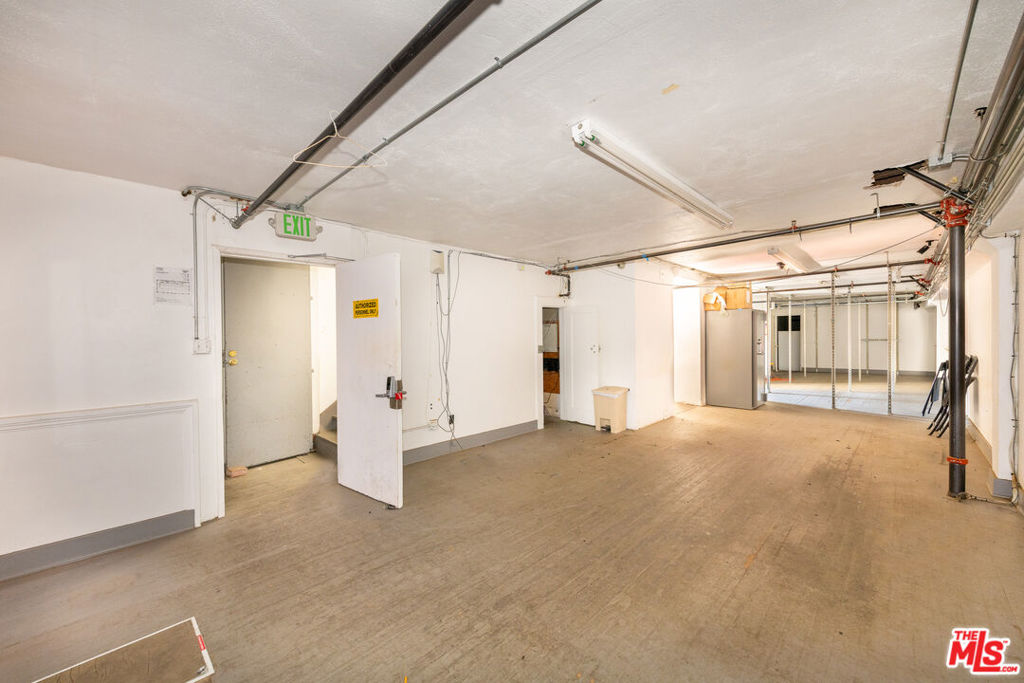 main property photo 43