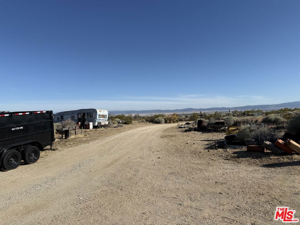 main property photo 10