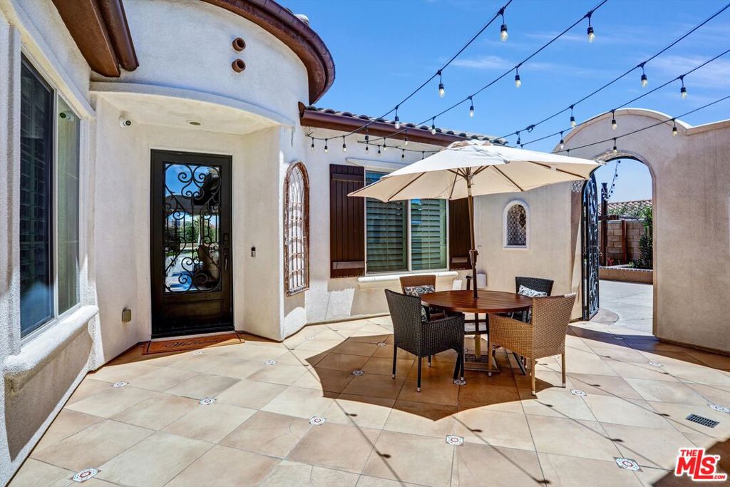 main property photo 12