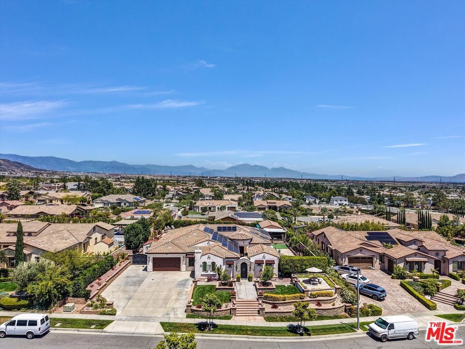 main property photo 70