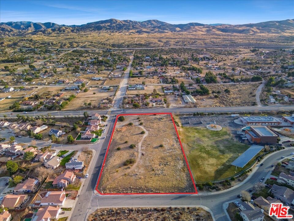 main property photo 3