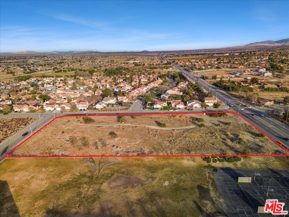 main property photo 4
