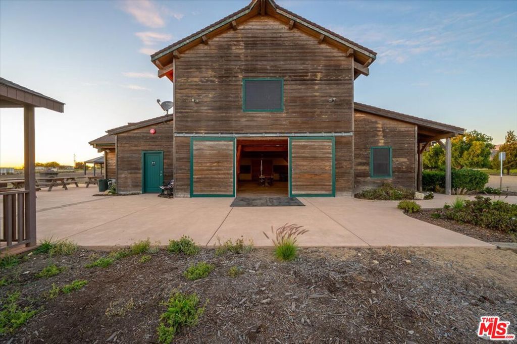 main property photo 42