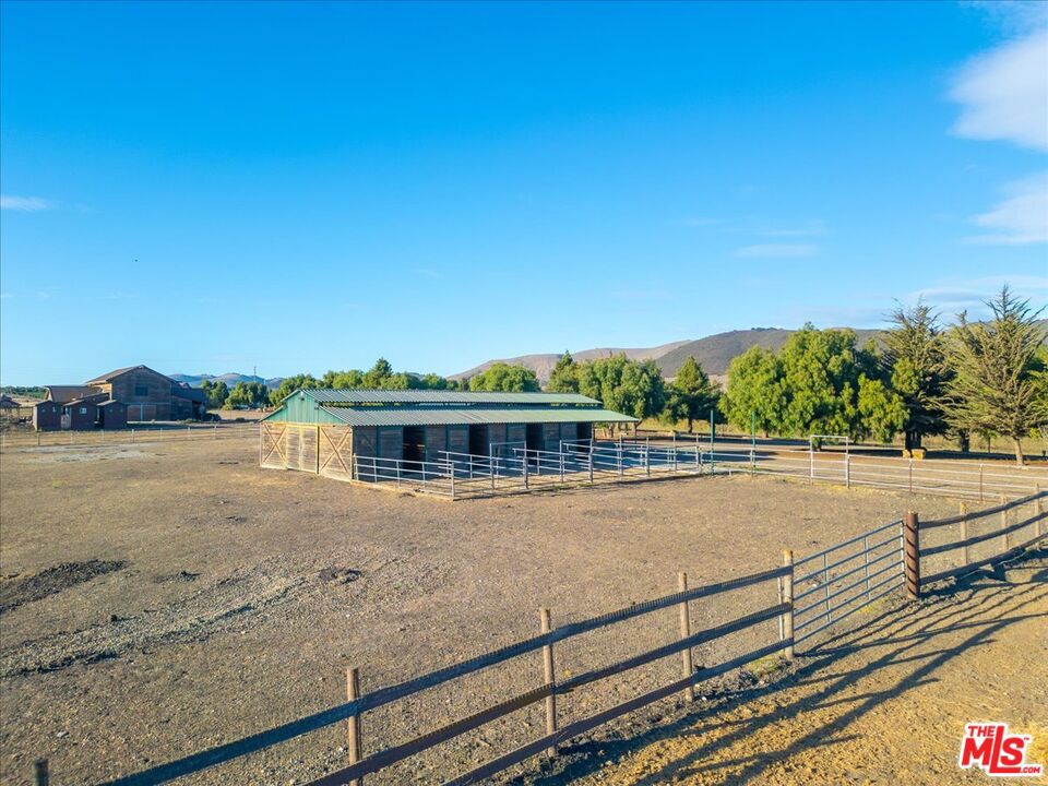main property photo 60