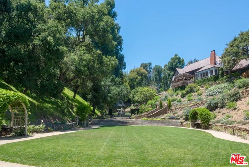 main property photo 48