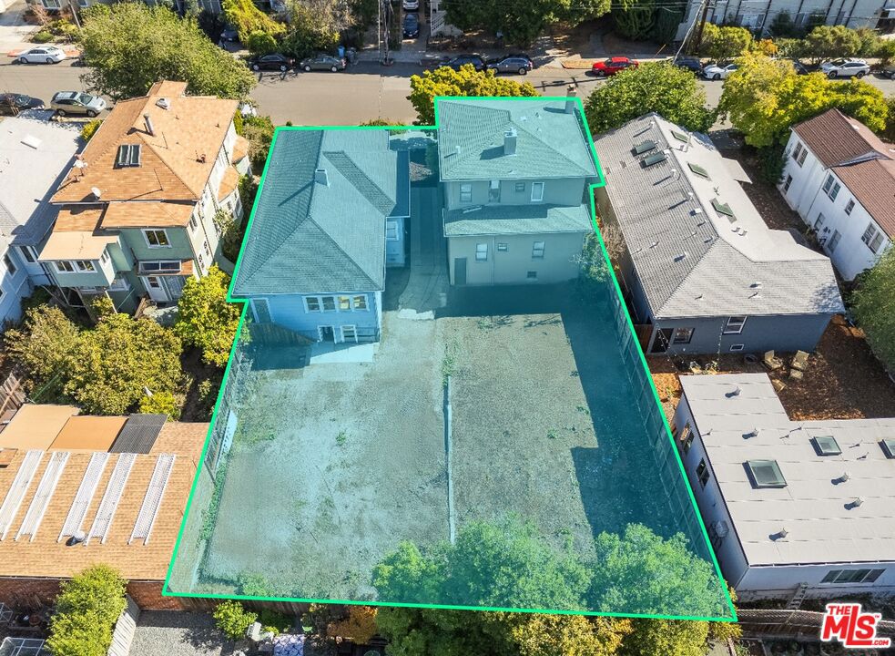 main property photo 5