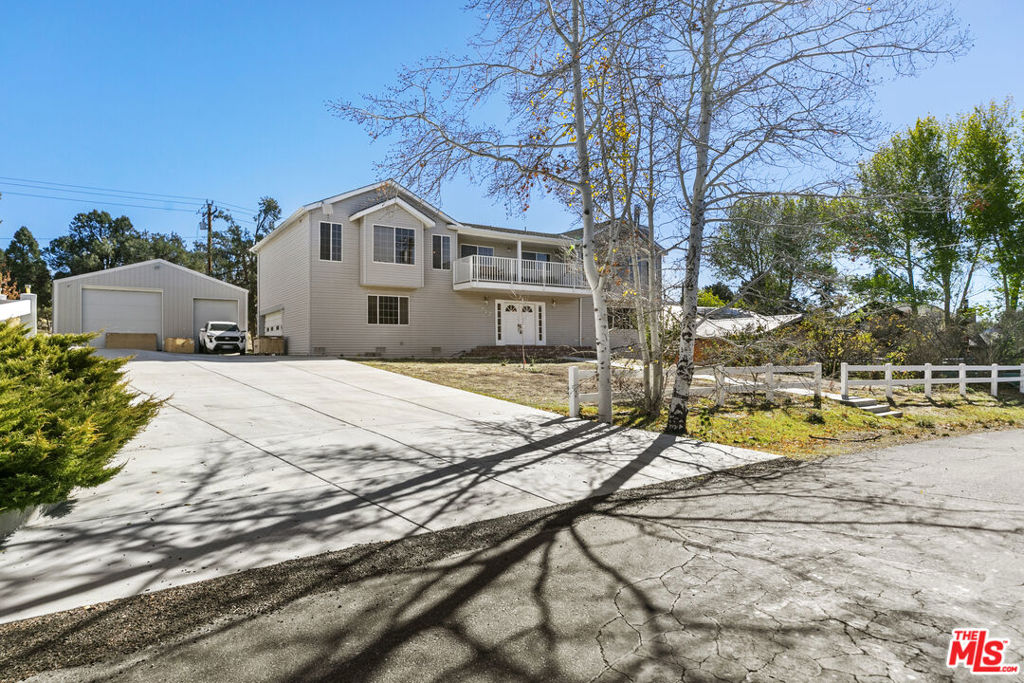 main property photo 3