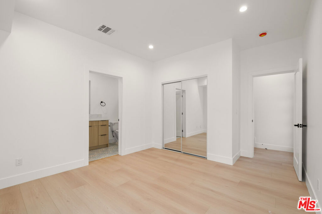 main property photo 66