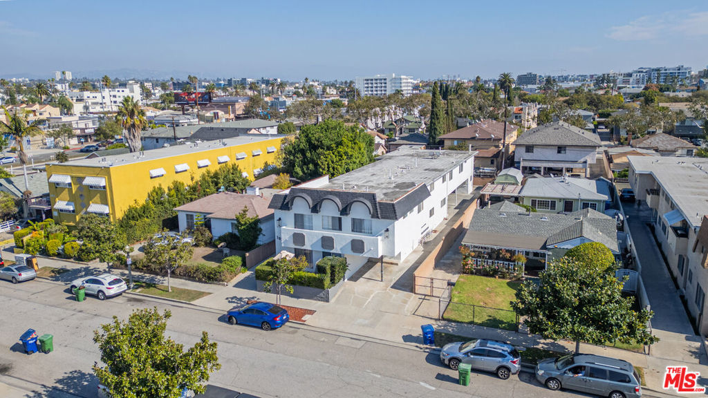 main property photo 22