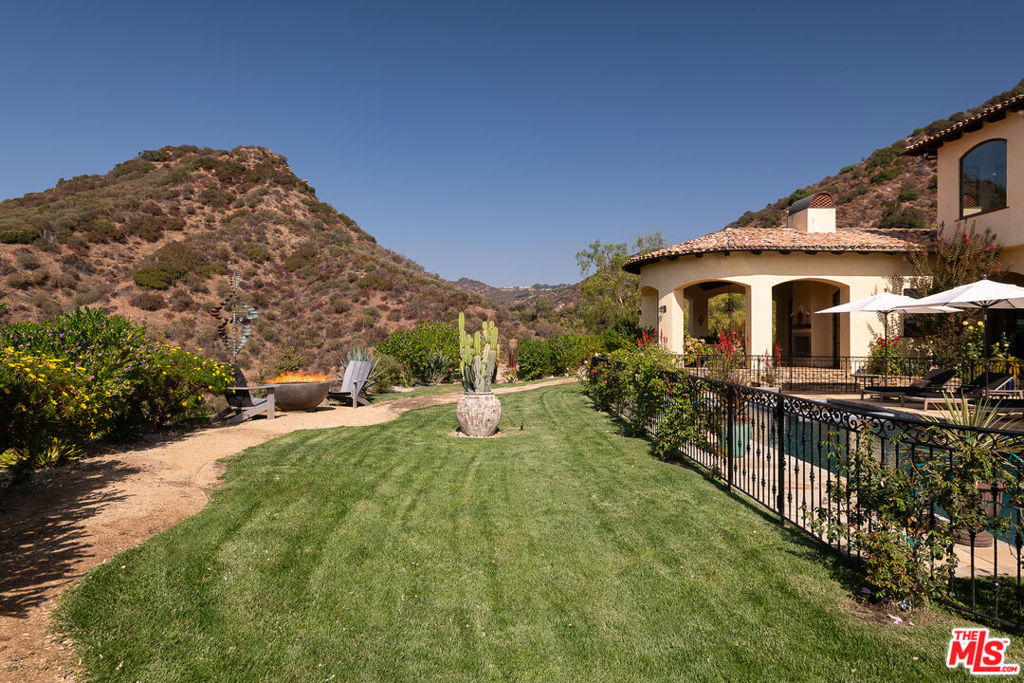 main property photo 50