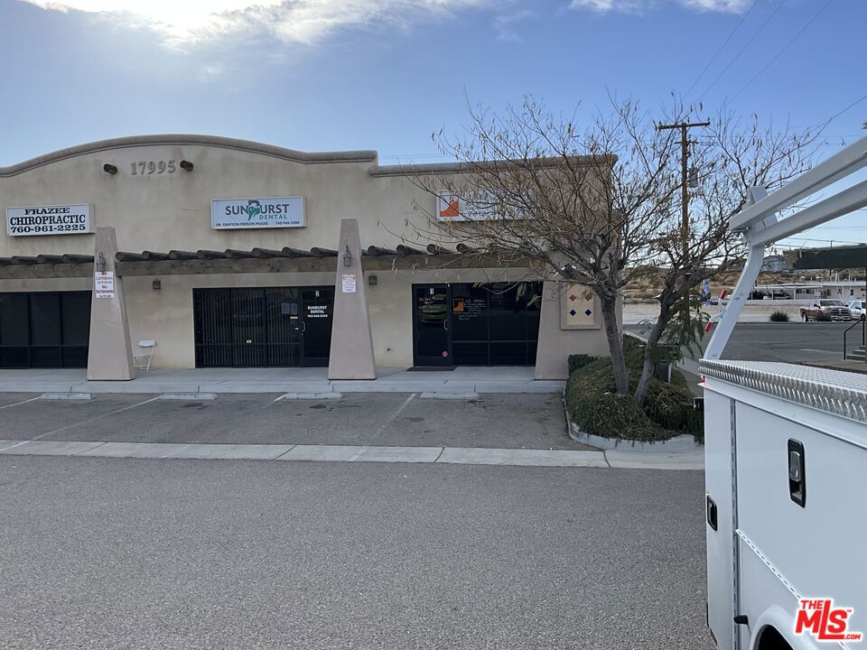 main property photo 7