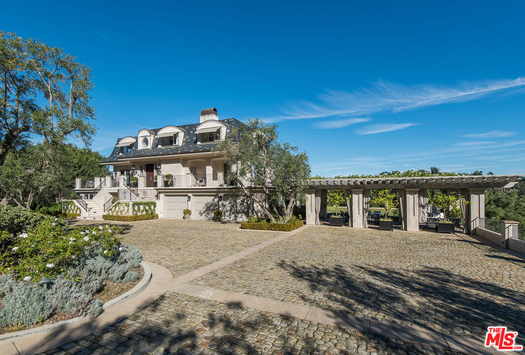 main property photo 38
