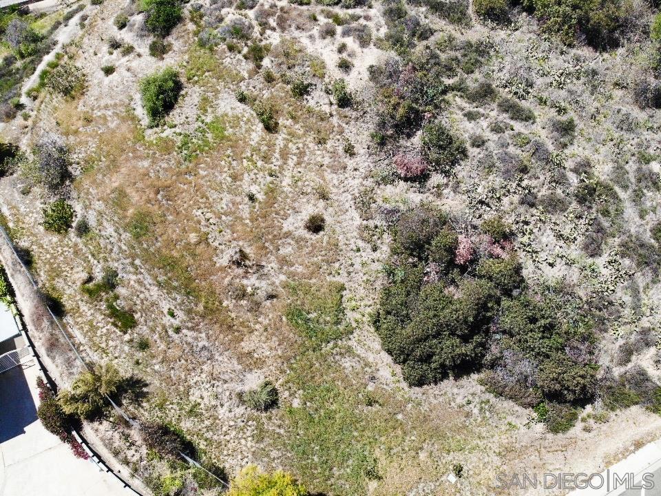 main property photo 11