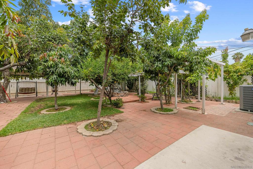 main property photo 12