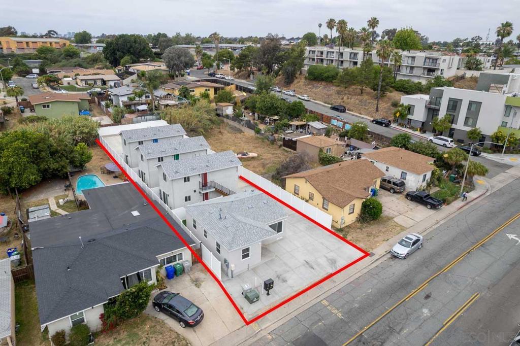 main property photo 20