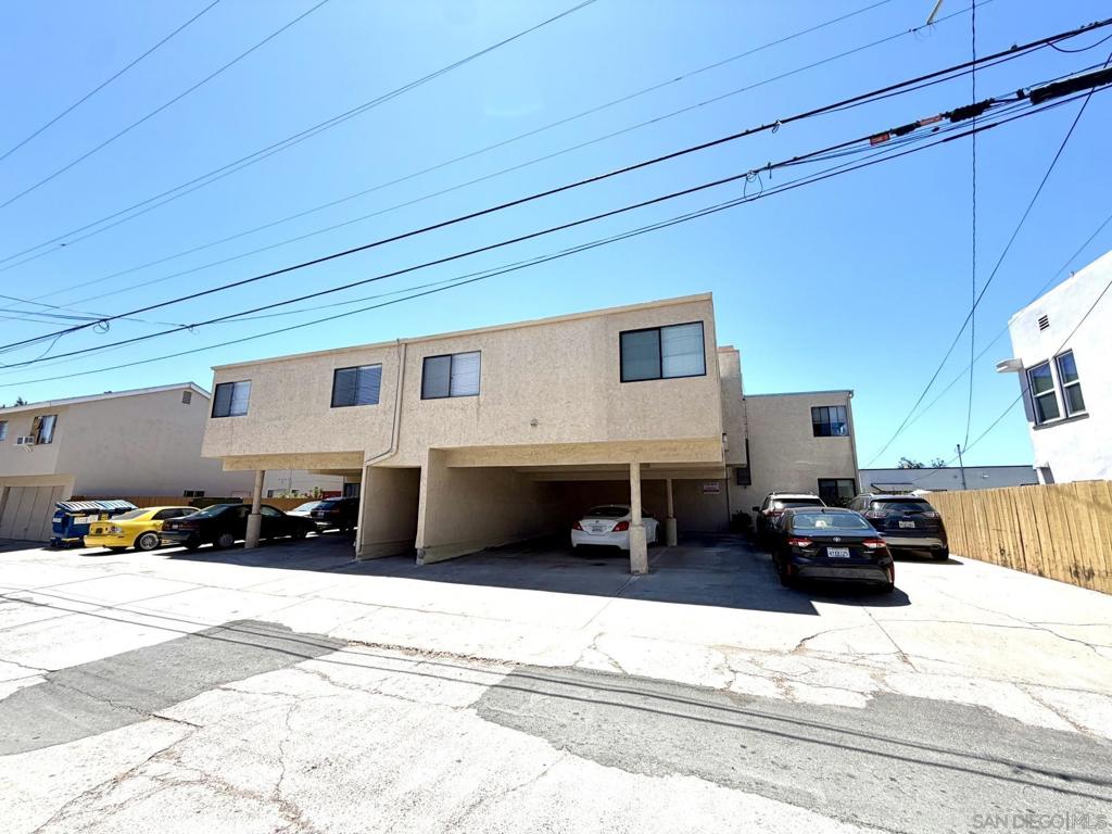 main property photo 6