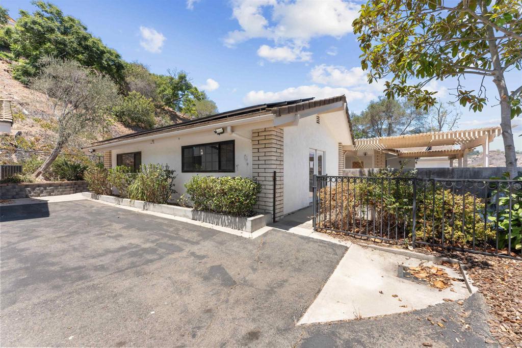 main property photo 47