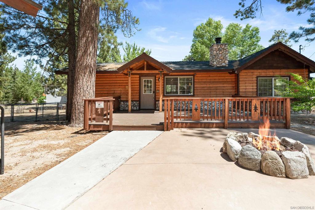 main property photo 4