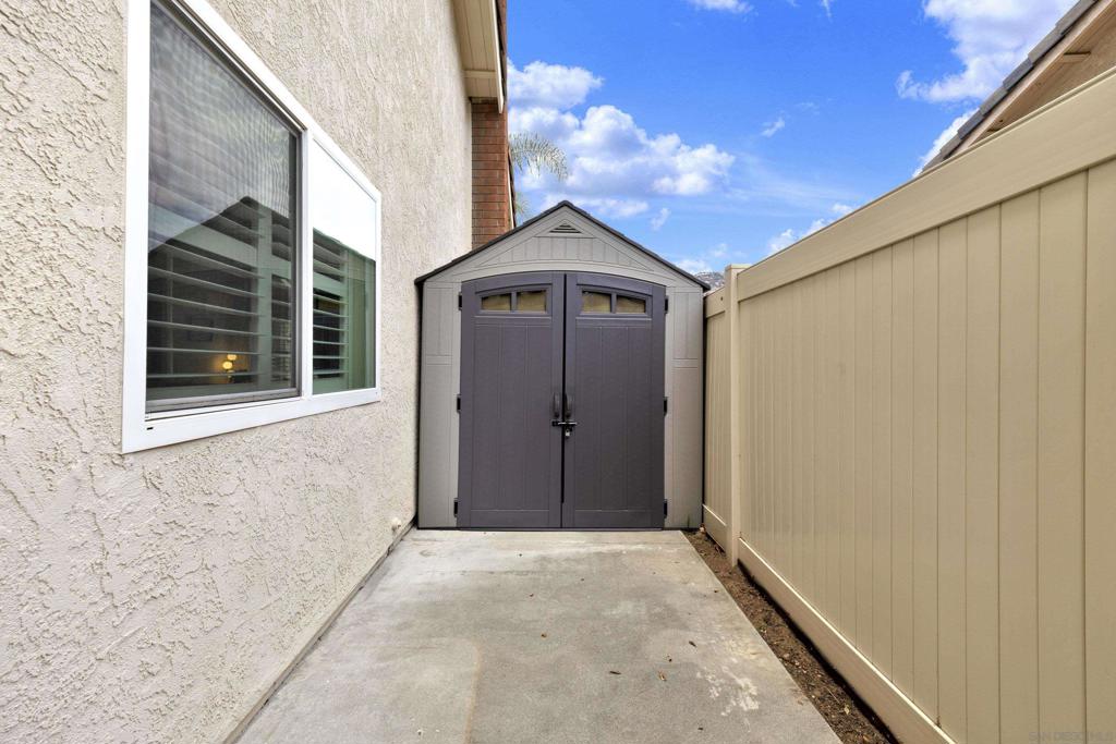 main property photo 49