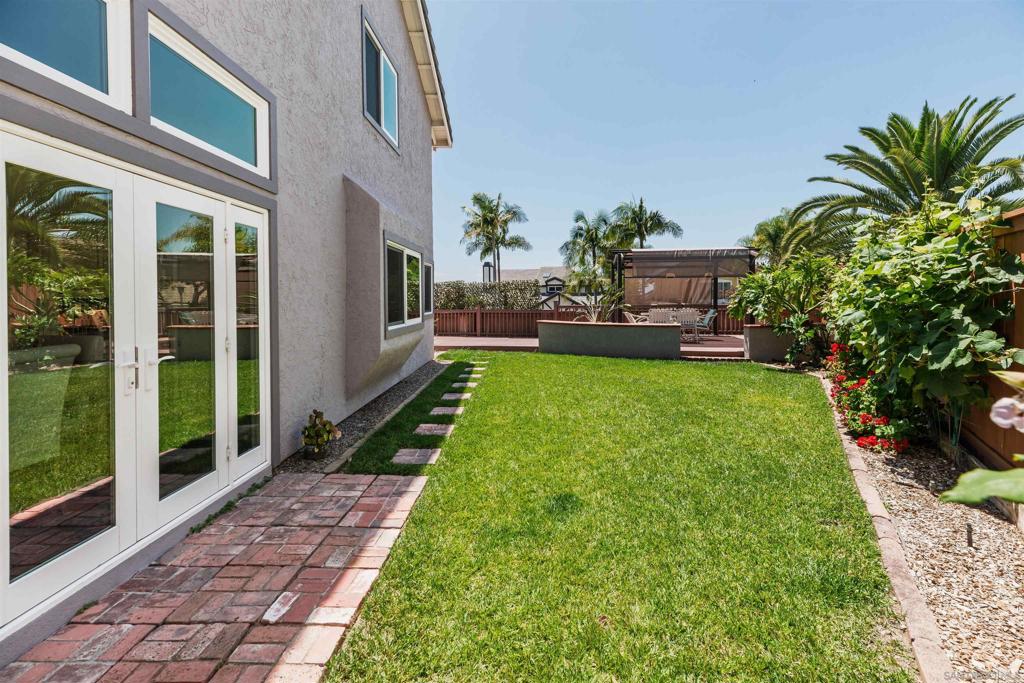 main property photo 30