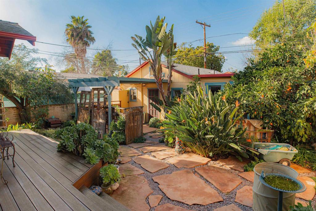 main property photo 50