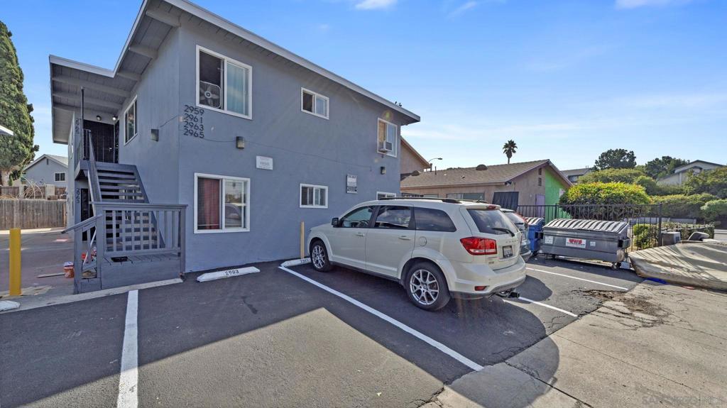 main property photo 10