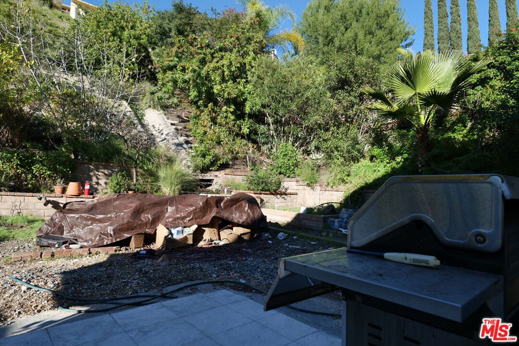main property photo 51
